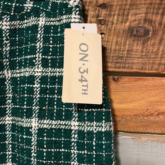 NWT On 34th Checked Tweed Mini Skirt. - Picture 4 of 5